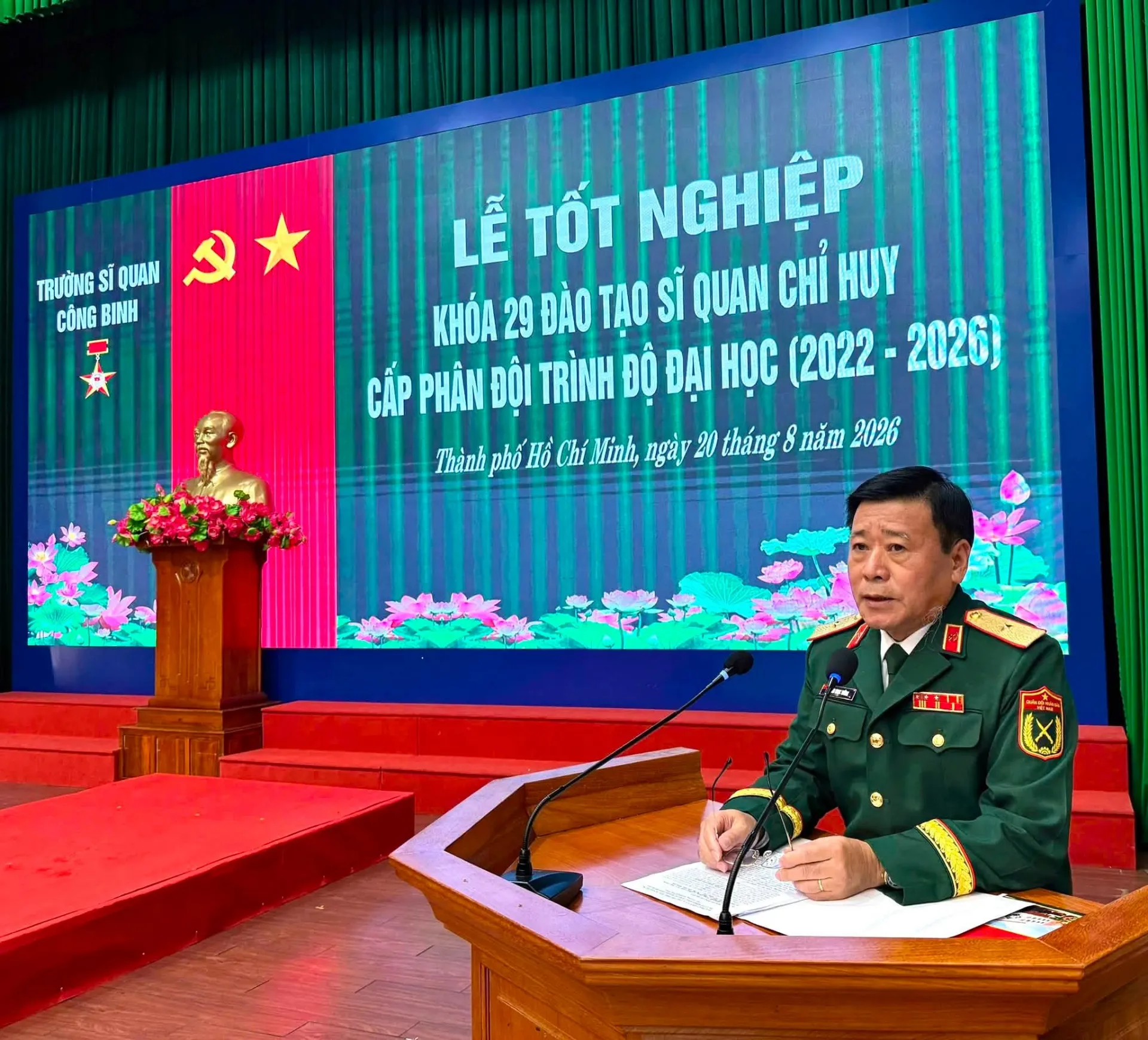 TRƯỜNG SĨ QUAN CÔNG BINH TỔ CHỨC LỄ TỐT NGHIỆP KHOÁ 29 ĐÀO TẠO SĨ QUAN CHỈ HUY CẤP PHÂN ĐỘI TRÌNH ĐỘ ĐẠI HỌC