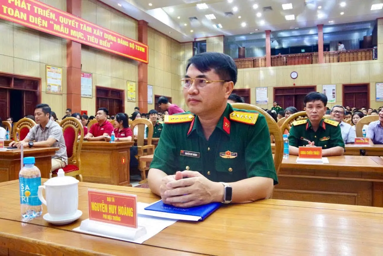 TRƯỜNG SĨ QUAN CÔNG BINH TỔ CHỨC ĐÊM GALA CHÀO ĐÓN TÂN HỌC VIÊN KHÓA 33